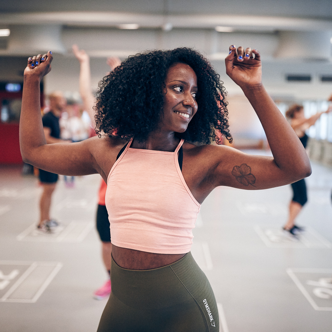 Dance2Move Gruppträning på Fitness24Seven